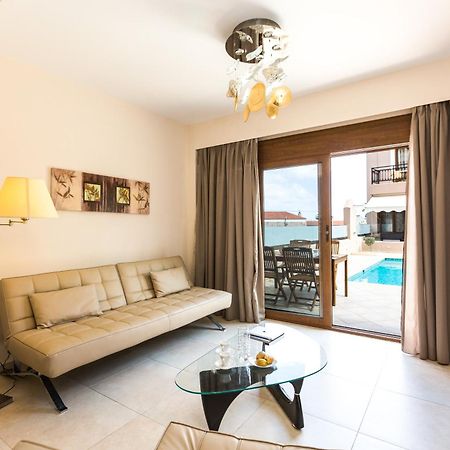 Pantheon Villas & Suites Vlikhadha Phòng bức ảnh